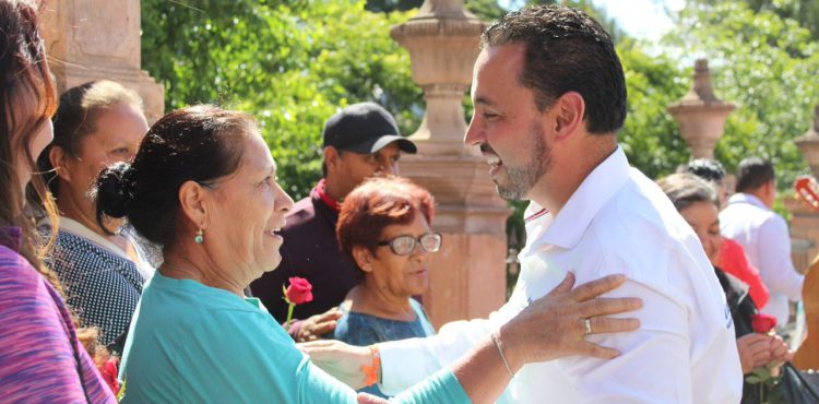 INCLUSIÓN DE LAS MUJERES PARA RECUPERAR LA PAZ DE ZACATECAS, SUGIERE ARTURO LÓPEZ DE LARA