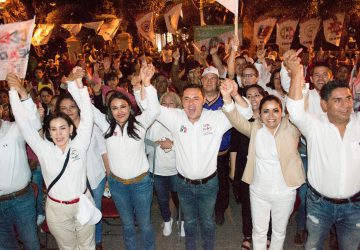 ARRANCA JUAN DEL REAL CAMPAÑA EN CALERA