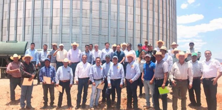 GOBIERNO Y EMPRESA CERVECERA FORTALECEN A PRODUCTORES ZACATECANOS DE CEBADA