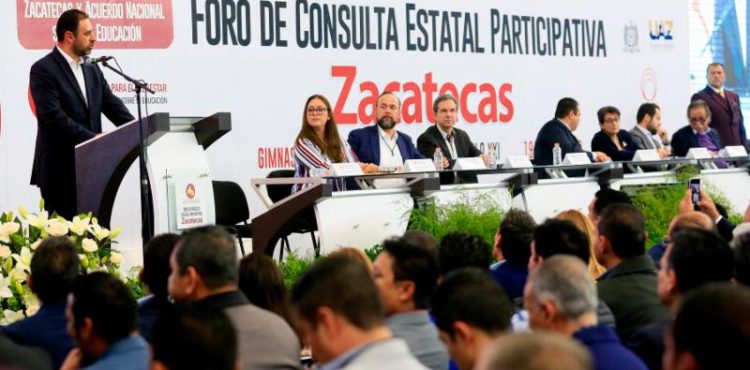 APOYARÉ SIN TITUBEOS TODO LO QUE ELEVE LA CALIDAD EDUCATIVA DEL PAÍS: GOBERNADOR TELLO