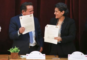 FIRMAN IEEZ Y SECRETARÍA DE EDUCACIÓN CONVENIO PARA PROMOVER LOS DERECHOS POLÍTICO-ELECTORALES Y DE PLENA CIUDADANÍA