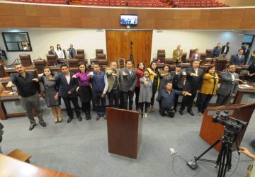 ELIGEN Y TOMAN PROTESTA A REPRESENTANTES DEL PODER LEGISLATIVO ANTE EL IEEZ