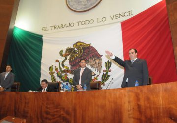 LXIII LEGISLATURA SOLICITA QUE SE ENTREGUE OBRA A EMPRESAS ZACATECANAS