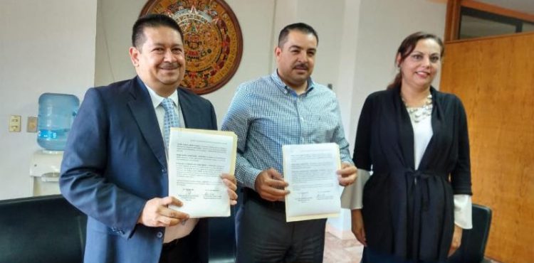 FIRMA GOBIERNO ESTATAL CONVENIO CON JALPA PARA PROFESIONALIZAR A PERSONAL DEL SERVICIO PÚBLICO