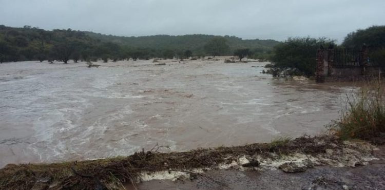 INSTRUYE GOBERNADOR MONITOREO PERMANENTE PARA PREVENIR CONTINGENCIAS CAUSADAS POR LLUVIAS