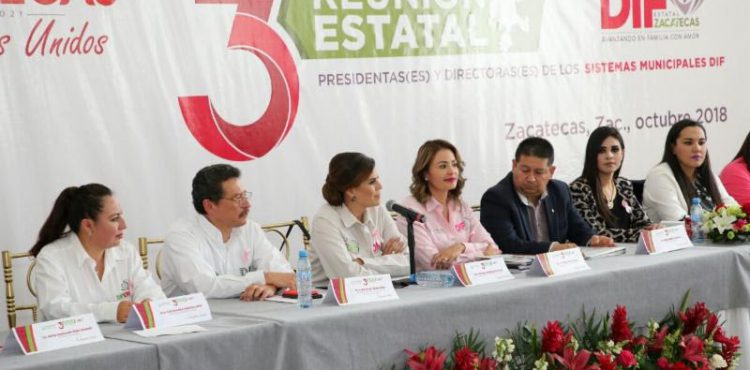 LLAMA PRESIDENTA DEL SEDIF A PROFESIONALIZAR ASISTENCIA SOCIAL PARA DAR MEJORES RESULTADOS A FAMILIAS ZACATECANAS