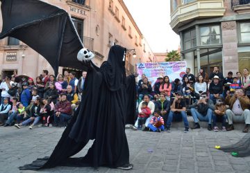 LA CANACOZAC LLEVÓ A CABO LA SÉPTIMA EDICIÓN DE SU TRADICIONAL DESFILE DE DÍA DE MUERTOS