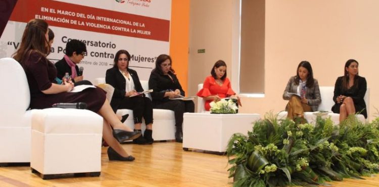 REALIZA GOBIERNO ESTATAL CONVERSATORIO SOBRE VIOLENCIA POLÍTICA CONTRA MUJERES