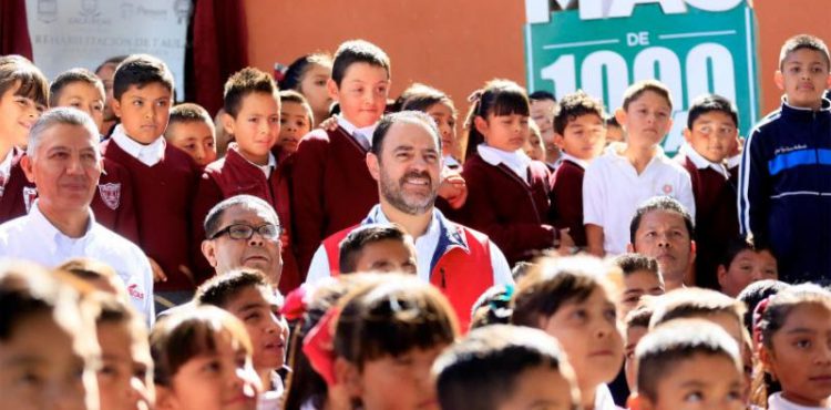 CON LA REHABILITACIÓN DE ESCUELAS, GOBERNADOR MEJORA CONDICIONES DE ESTUDIANTES DE ZONAS RURALES