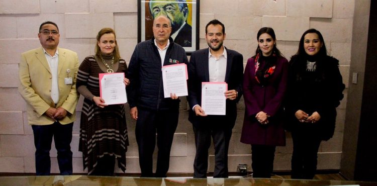 ALCALDE ULISES MEJÍA HARO FIRMÓ CONVENIO DE COLABORACIÓN CON LOS SERVICIOS DE SALUD DE ZACATECAS ALCALDE ULISES MEJÍA HARO FIRMÓ CONVENIO DE COLABORACIÓN CON LOS SERVICIOS DE SALUD DE ZACATECAS