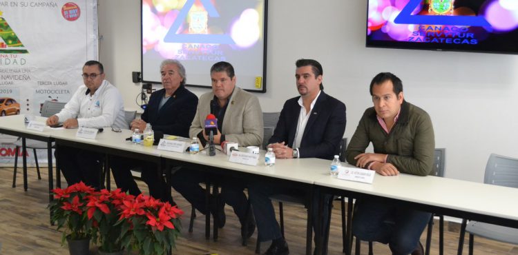 RECHAZAN EMPRESARIOS EL COMERCIO INFORMAL EN LA PLAZA BICENTENARIO DE ZACATECAS