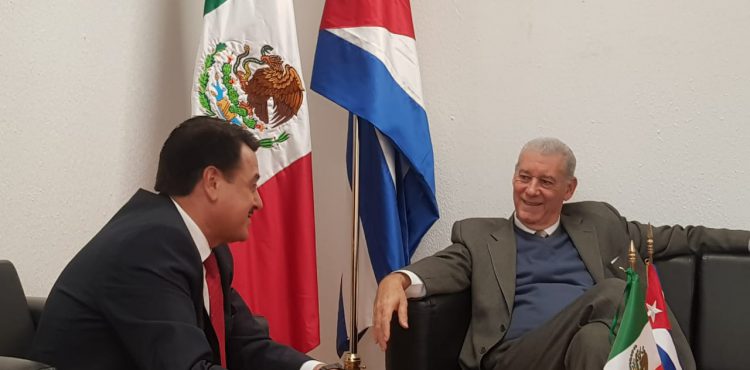 SE REÚNE FEMAT CON EMBAJADOR DE CUBA