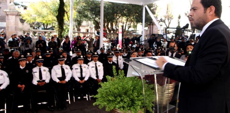 RECONOCE ULISES MEJÍA LABOR DE POLICÍAS MUNICIPALES Y ANUNCIA ESTRATEGIAS DE SEGURIDAD EN MATERIA DE PROXIMIDAD SOCIAL