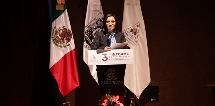 MA. DE LA LUZ DOMÍNGUEZ CAMPOS RINDE SU TERCER INFORME DE ACTIVIDADES DE LA CDHEZ