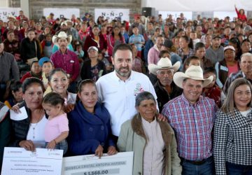 MODERNIZA TELLO TRAMOS CARRETEROS, MEJORA VIVIENDAS Y OFRECE EMPLEO TEMPORAL EN EL MUNICIPIO DE PINOS