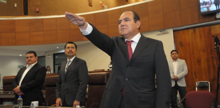 LE ROY BARRAGÁN OCAMPO, NUEVO SECRETARIO GENERAL DEL PODER LEGISLATIVO.
