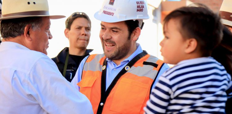 PONE EN MARCHA ULISES MEJÍA TRABAJOS DE REHABILITACIÓN HIDRÁULICA Y DRENAJE EN COLONIA PÁNFILO NATERA