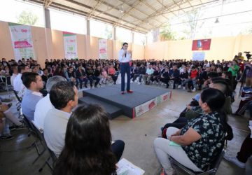RECIBEN LENTES 240 ESTUDIANTES DE SECUNDARIA DE SANTA MARÍA DE LA PAZ, TLALTENANGO Y MOMAX