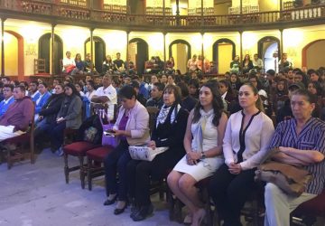 IMPARTEN CONFERENCIA SOBRE PERSPECTIVA DE GÉNERO Y VIOLENCIA EN EL NOVIAZGO A JÓVENES DE JEREZ