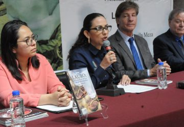 PRESENTAN LIBRO “LAURO: EN BUSCA DE UN DESTINO. UNA NOVELA BIOGRÁFICA”.