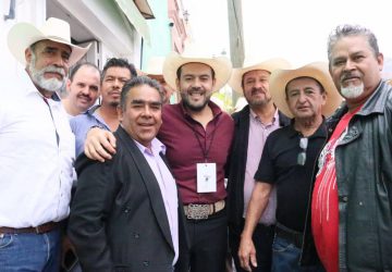 ACOMPAÑA ULISES MEJÍA HARO A ANDRÉS MANUEL LÓPEZ OBRADOR EN SU VISITA POR EL ESTADO DE ZACATECAS