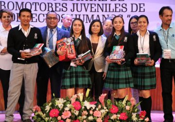 CDHEZ OTORGA “PREMIO ESTATAL DE PROMOTORES JUVENILES DE DERECHOS HUMANOS 2019”