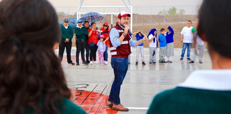 LLEVA ULISES MEJÍA HARO ESPACIOS DEPORTIVOS DE CALIDAD A LAS COMUNIDADES DE LA CAPITAL