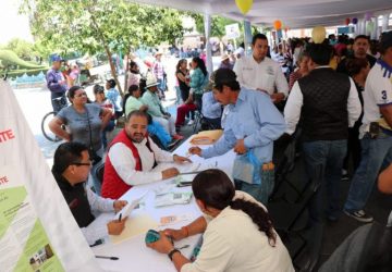 TLALTENANGO Y SU GENTE RECIBEN SERVICIOS Y APOYOS DIVERSOS DURANTE FERIA DIFERENTE DEL SEDIF