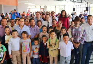 INAUGURA ULISES MEJÍA HARO COMEDOR COMUNITARIO PARA MEJORAR LA ALIMENTACIÓN DE MENORES ZACATECANOS