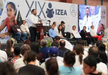 CELEBRAN ANIVERSARIO DEL IZEA CON LA ENTREGA DE 900 CERTIFICADOS