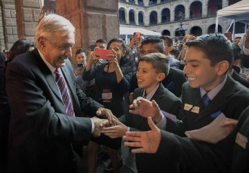 ACUDEN 26 ESTUDIANTES ZACATECANOS A LA CONVIVENCIA CULTURAL 2019 CON EL PRESIDENTE ANDRÉS MANUEL LÓPEZ OBRADOR