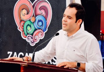 INAUGURA ULISES MEJÍA HARO LA PRIMERA FERIA DE CENTROS SOCIALES EN LA CAPITAL