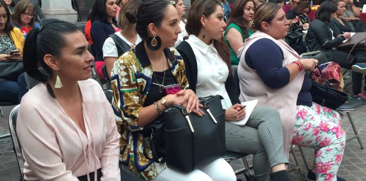 PROMUEVE ULISES MEJÍA HARO EMPODERAMIENTO DE LA MUJER CON FORO PARA EMPRENDEDORAS