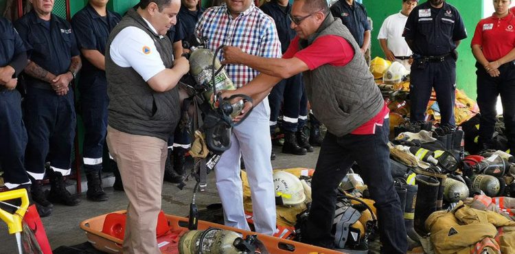 CON LA ENTREGA DE EQUIPO SE FORTALECE EL CUERPO DE BOMBEROS DE 30 MUNICIPIOS