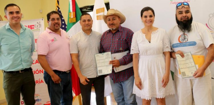 LLEVA GOBIERNO DE ZACATECAS FERIA DIFERENTE BINACIONAL A COMUNIDAD MIGRANTE DE HOUSTON, TEXAS