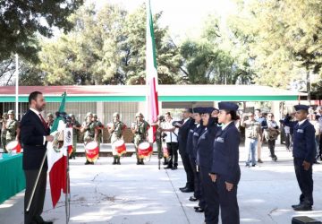 ABANDERA ALEJANDRO TELLO A PRIMERA GENERACIÓN DEL BACHILLERATO GENERAL MILITARIZADO EN ZACATECAS