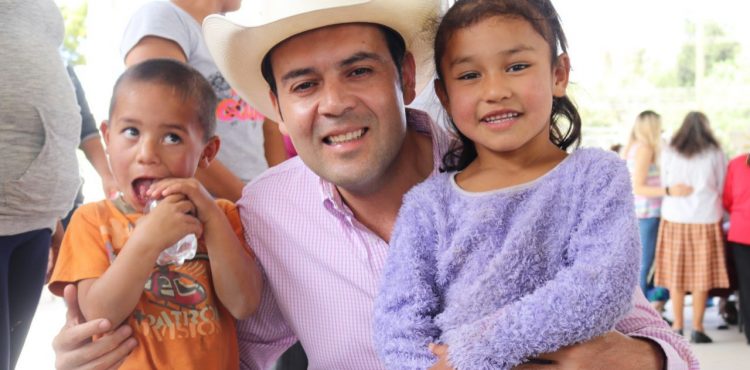 ATIENDE ULISES MEJÍA HARO A MÁS DE 13 MIL PERSONAS EN 40 AUDIENCIAS PÚBLICAS DEL PRIMER AÑO DE GOBIERNO ATIENDE ULISES MEJÍA HARO A MÁS DE 13 MIL PERSONAS EN 40 AUDIENCIAS PÚBLICAS DEL PRIMER AÑO DE GOBIERNO