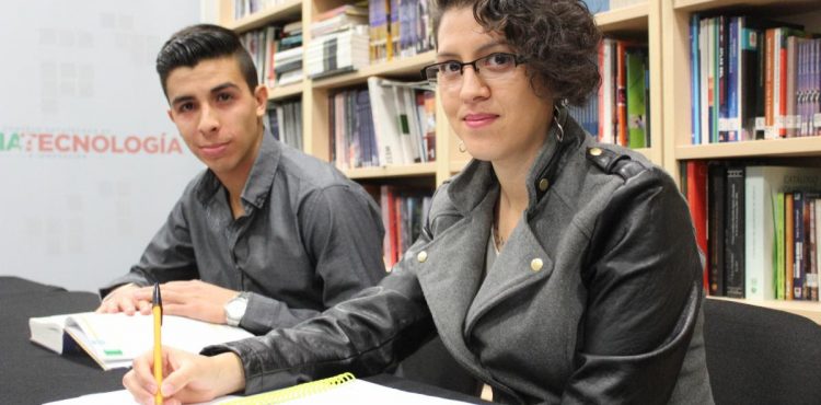 ABIERTA CONVOCATORIA DE BECAS COZCYT PARA EL SEGUNDO SEMESTRE DEL 2019 ABIERTA CONVOCATORIA DE BECAS COZCYT PARA EL SEGUNDO SEMESTRE DEL 2019