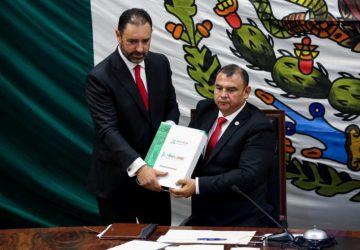 RECIBE LXIII LEGISLATURA TERCER INFORME DE GOBIERNO