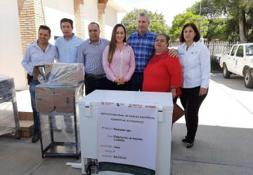 SE ENTREGA MAQUINARIA Y EQUIPO PARA NUEVAS EMPRESAS JEREZANAS