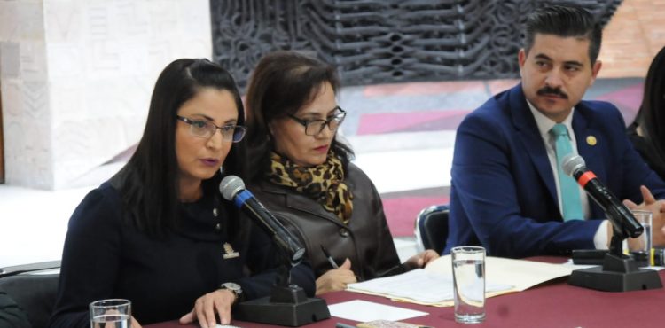 COMPARECE SECRETARIA DE LA MUJER ANTE LEGISLATURA LOCAL