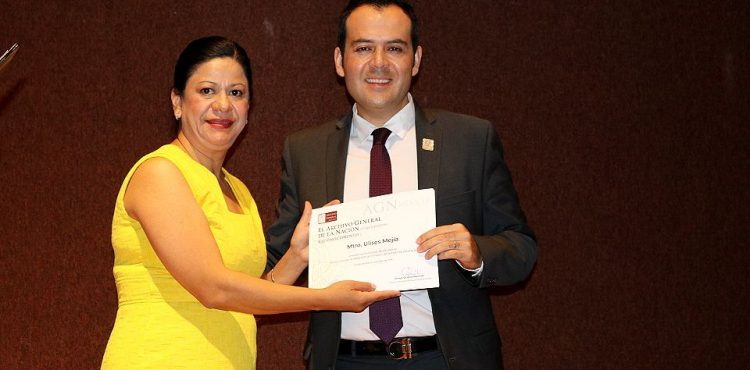 RECONOCEN A ADMINISTRACIÓN DE ULISES MEJÍA HARO POR PRESERVAR EL ARCHIVO HISTÓRICO MUNICIPAL