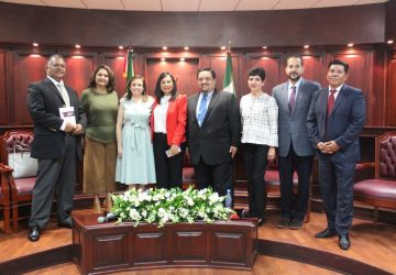 PRESENTAN LIBRO: “LA CIUDAD DE MÉXICO Y SU ESQUEMA ELECTORAL”.