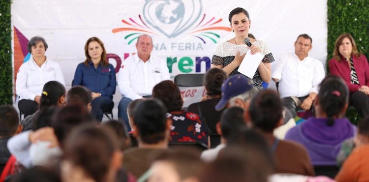 FERIA DIFERENTE LLEVA A CALERA APOYOS EN SALUD, EDUCACIÓN, CAMPO Y DESARROLLO SOCIAL