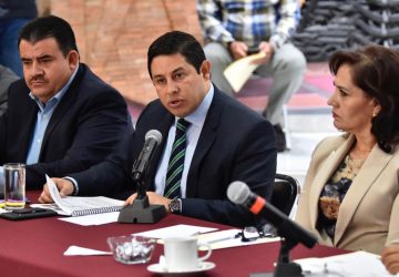 COMPARECE ANTE LEGISLADORES SECRETARIO DE FIANAZAS MIRANDA CASTRO