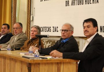 PRESENTA HUERTA EL LIBRO: LA CRISIS EN ESTADOS UNIDOS Y MÉXICO, 10 AÑOS DESPUÉS