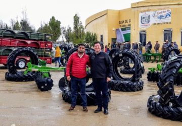 SE BENEFICIAN HABITANTES DE PÁNFILO NATERA CON APOYOS PARA LA SIEMBRA DE AVENA, EQUIPO Y UN BORDO