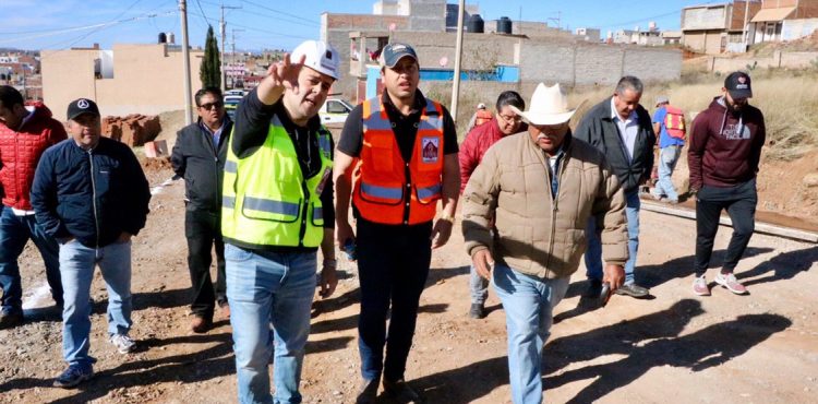 CON APOYO DE MIGRANTES, SEGUIMOS LLEVANDO OBRAS DE CALIDAD A COLONIAS Y COMUNIDADES: ULISES MEJÍA HARO