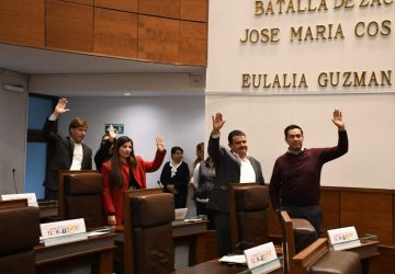 PRESENTAN LEGISLADORES DICTÁMENES SOBRE LEY DE OBRAS PÚBLICAS, LEY EN MATERIA DE DESAPARICIÓN FORZADA Y PRESUPUESTO DE EGRESOS.