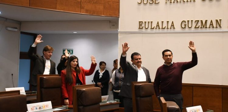 PRESENTAN LEGISLADORES DICTÁMENES SOBRE LEY DE OBRAS PÚBLICAS, LEY EN MATERIA DE DESAPARICIÓN FORZADA Y PRESUPUESTO DE EGRESOS.